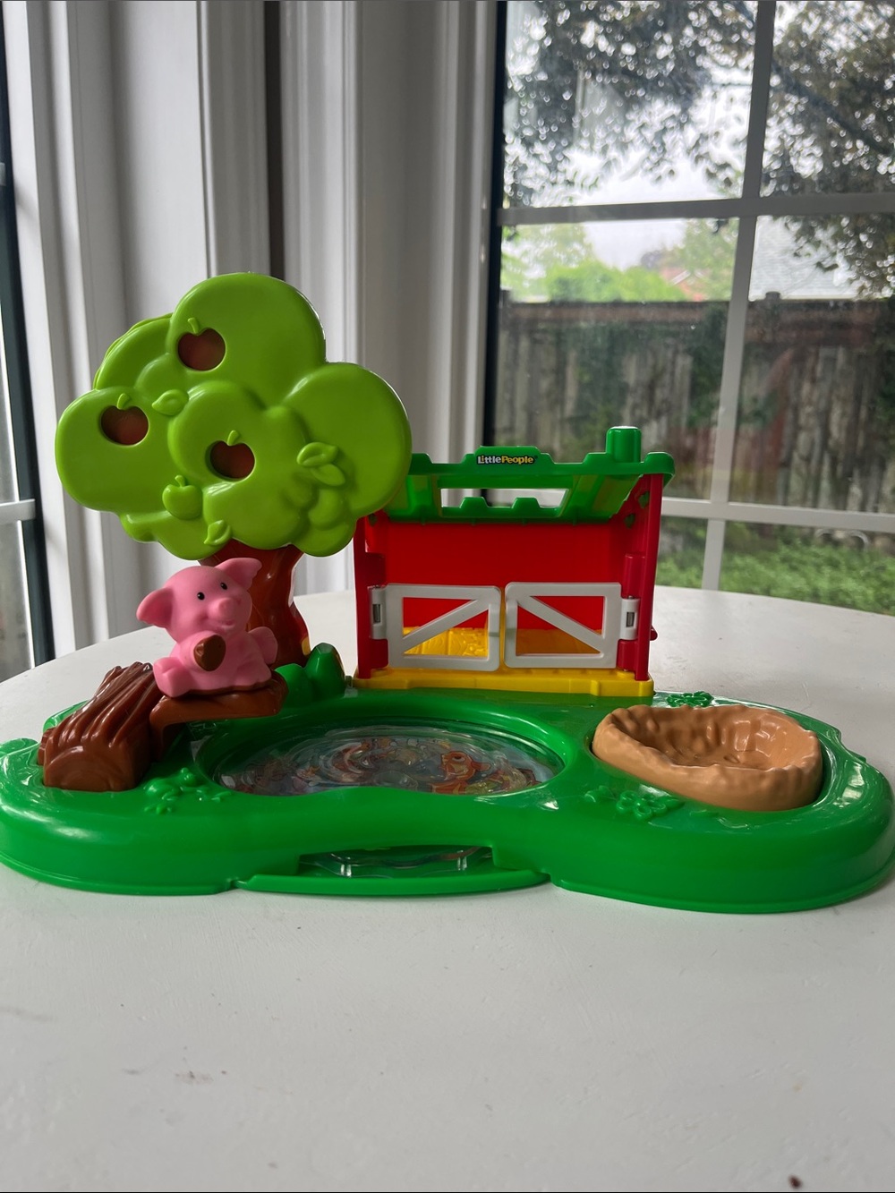 Little People Pig Pen and Spinning Pond Farm